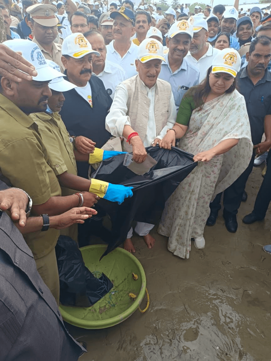 World Largest Coastal Cleanup — image 4